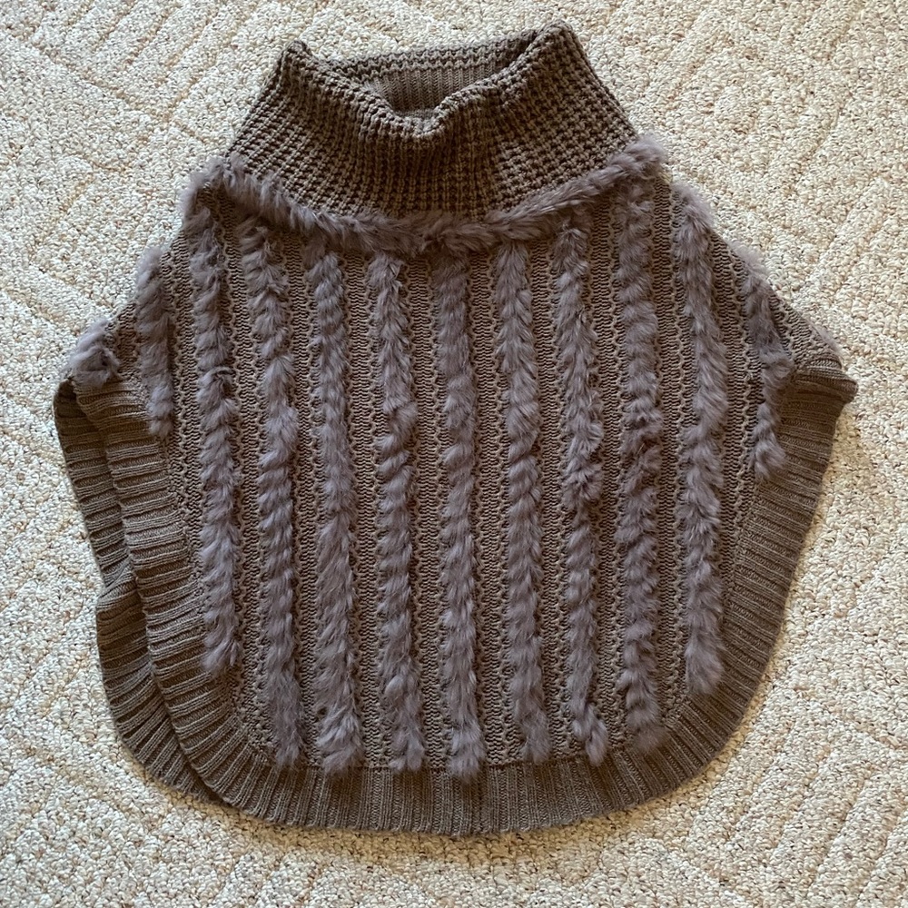 Neiman Marcus Brown Knit Poncho